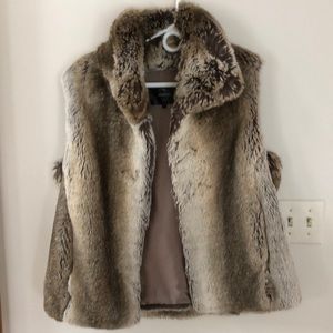 Women’s faux fur vest
